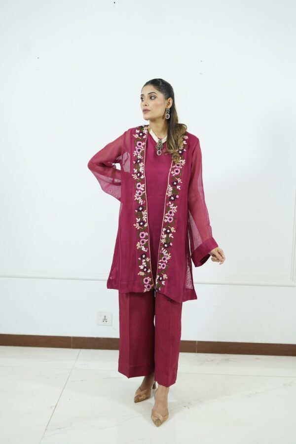 Farah Fasial Designs, ffd, farah faisal, farah faisal designs, Luxury Design, luxe time, Black and Gold