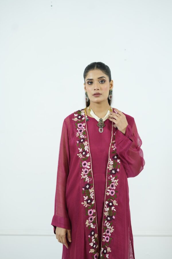 Farah Fasial Designs, ffd, farah faisal, farah faisal designs, Luxury Design, luxe time, Black and Gold
