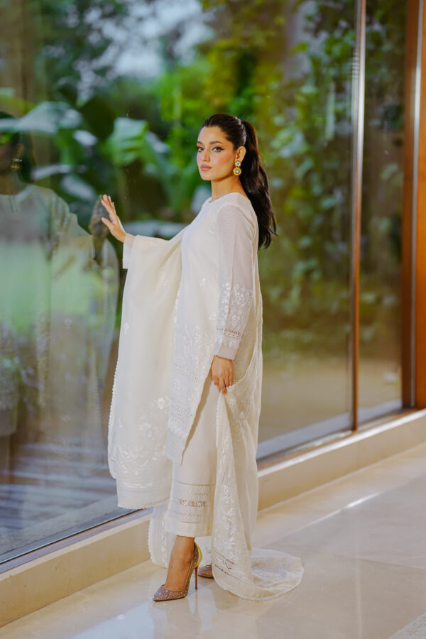 new White Cottonnet Shirt collection