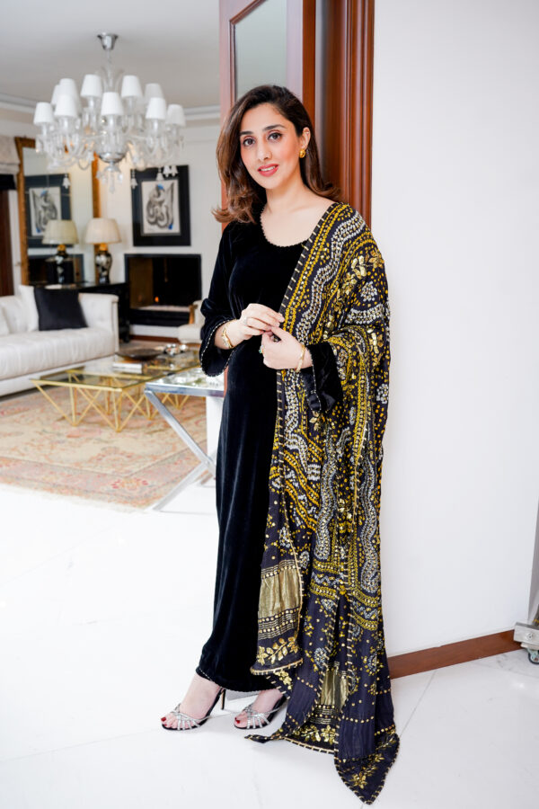 Farah Fasial Designs, ffd, farah faisal, farah faisal designs, Luxury Design, luxe time, Black and Gold