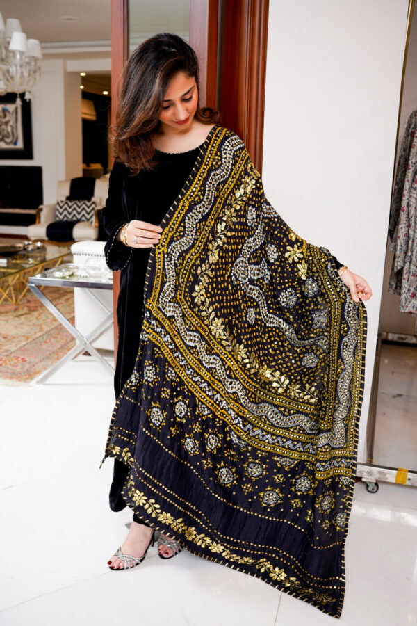 Farah Fasial Designs, ffd, farah faisal, farah faisal designs, Luxury Design, luxe time, Black and Gold